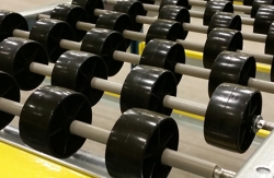 DeepTrak™ Staggered Wheel Carton Flow